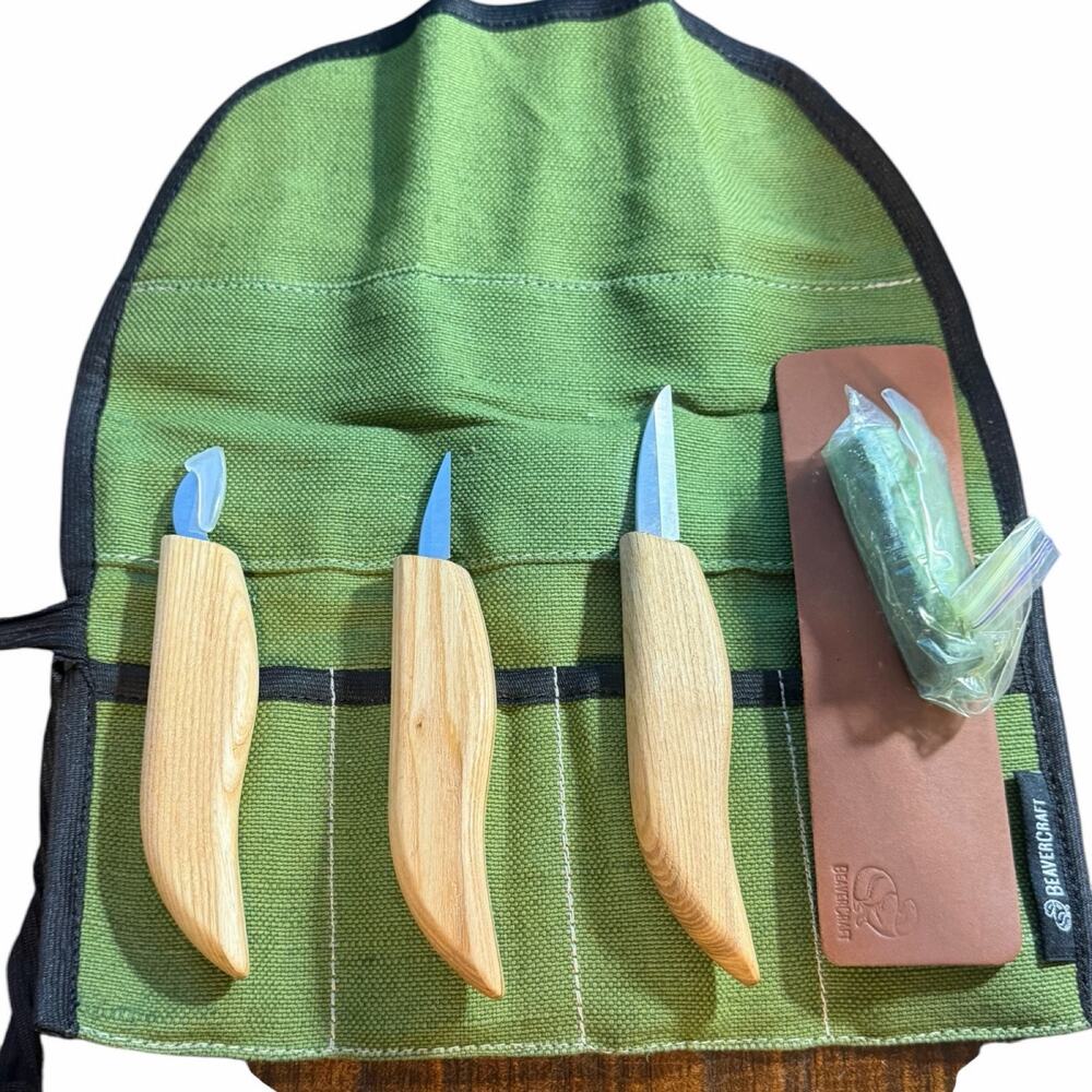 BeaverCraft Wood Carving Kit 3 Knife Set with Strop and Tool Roll